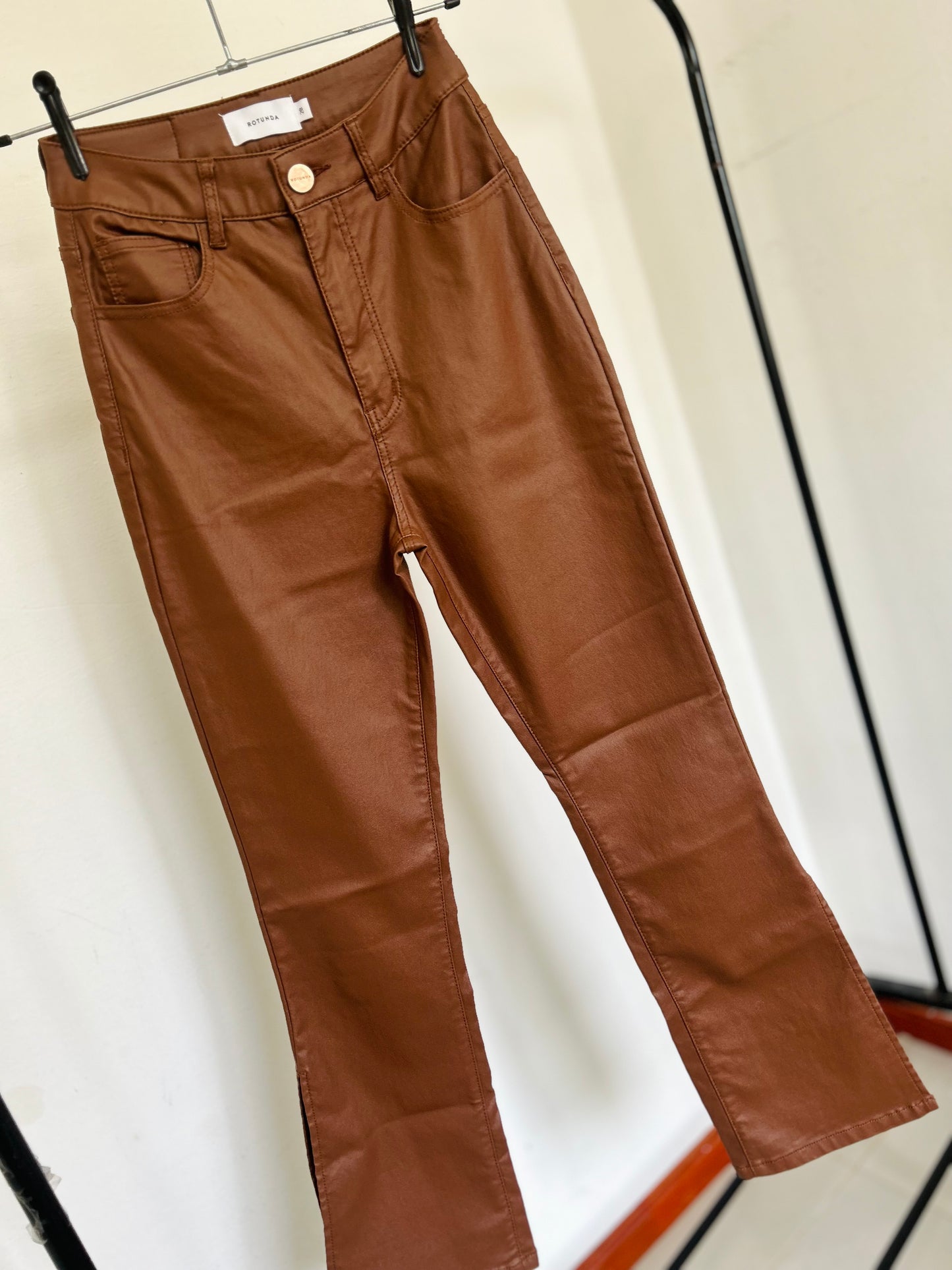 Pantalón engomado Rotunda T36