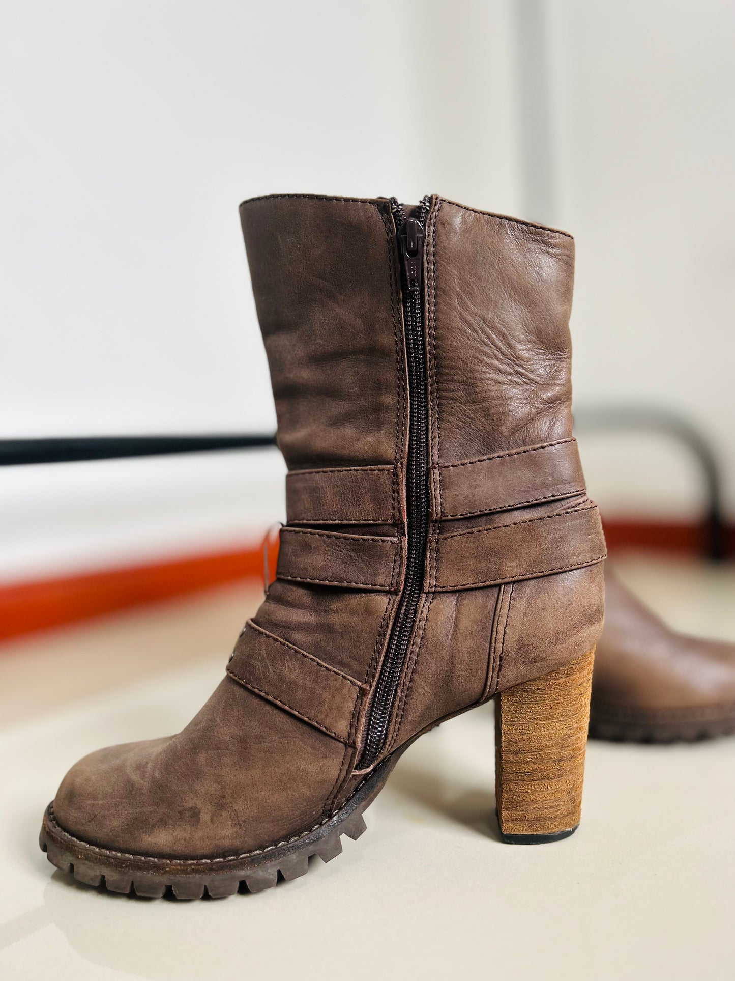 Botas tacón cuero T38/39 (25,2cm)