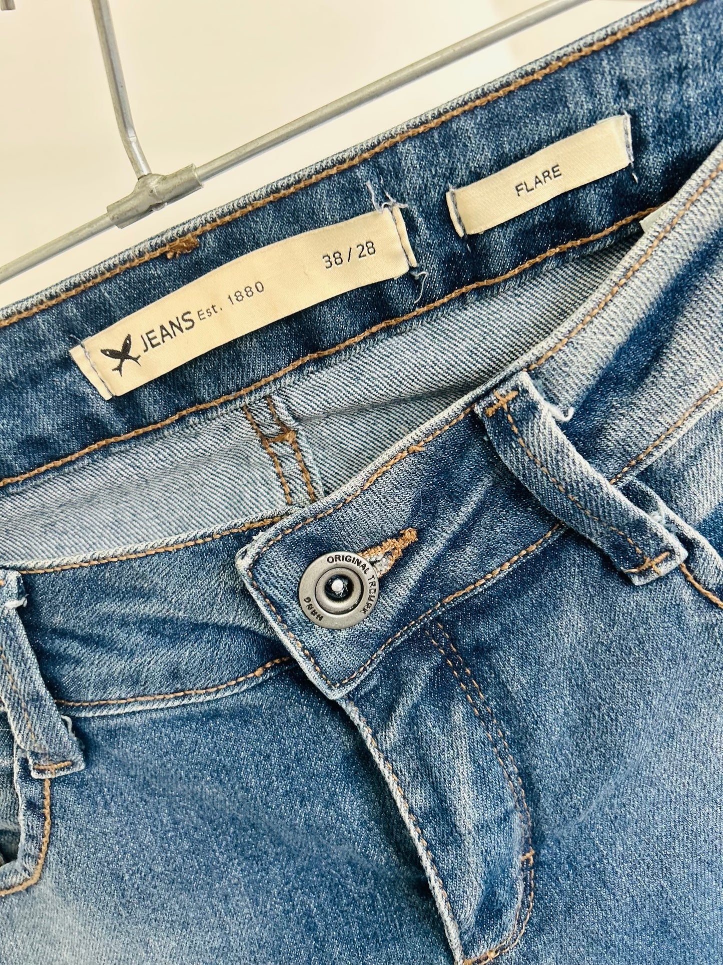 Jean flare Hering T38