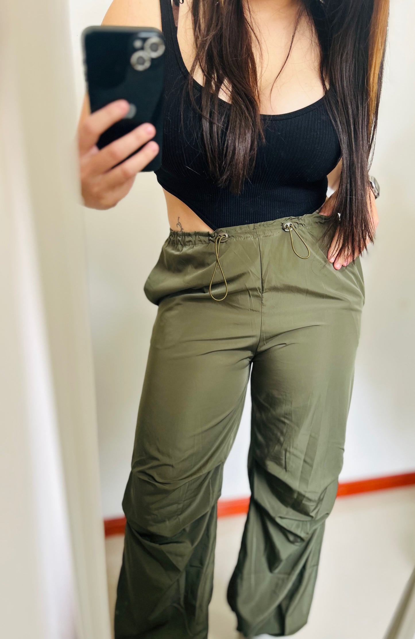 Pantalón parachute 🪂 se adapta de un talle xs(24cm) hasta un T38