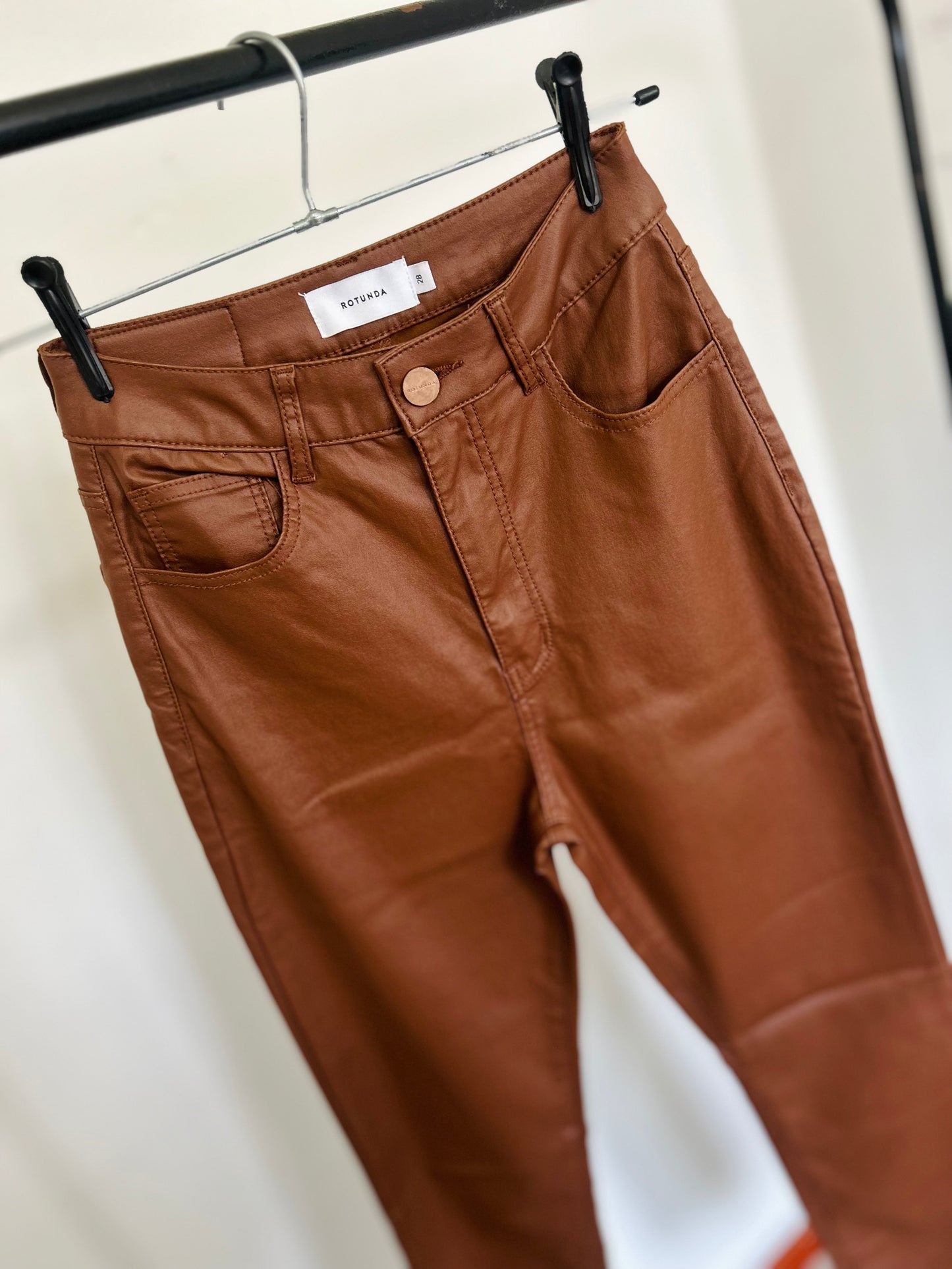 Pantalón engomado Rotunda T36