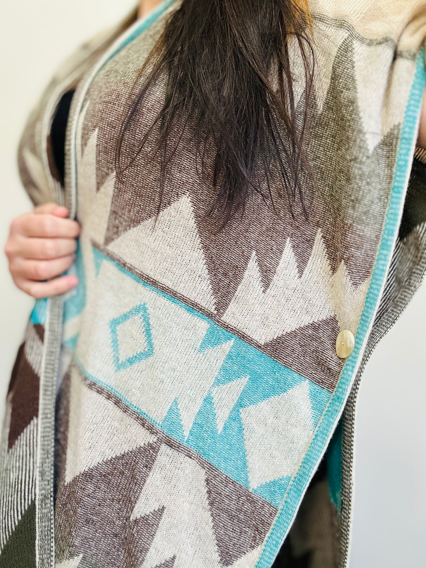 Poncho Manos Del Uruguay con lana talla única