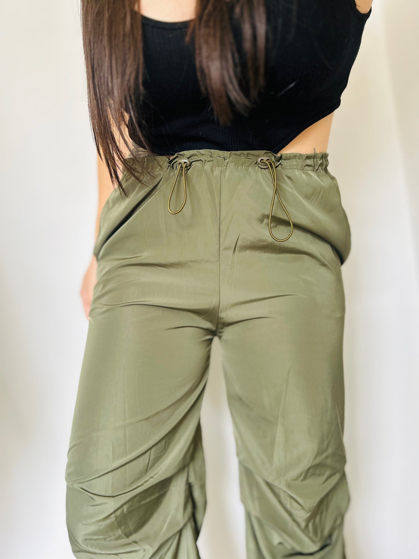 Pantalón parachute 🪂 se adapta de un talle xs(24cm) hasta un T38