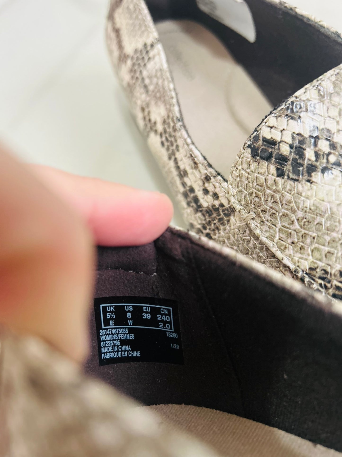 Zapatos 🐍 CLARKS T39/39,5(25,5)