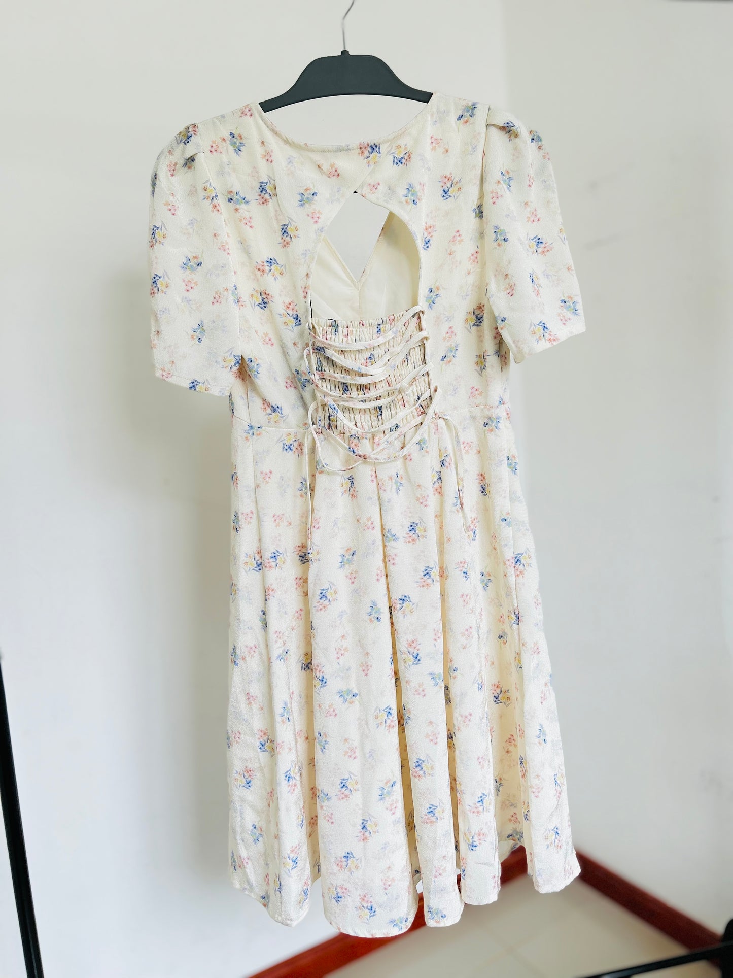 Vestido midi estampado con etiqueta NEW TS/SM