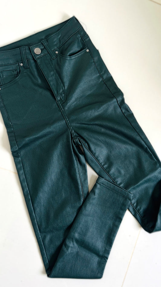 Pantalón engomado nuevo txs T32/34