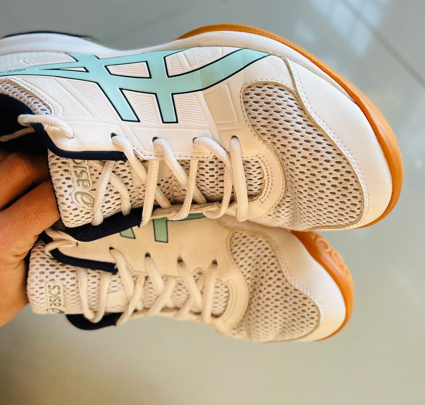 Championes ASICS T42(26,5cm)