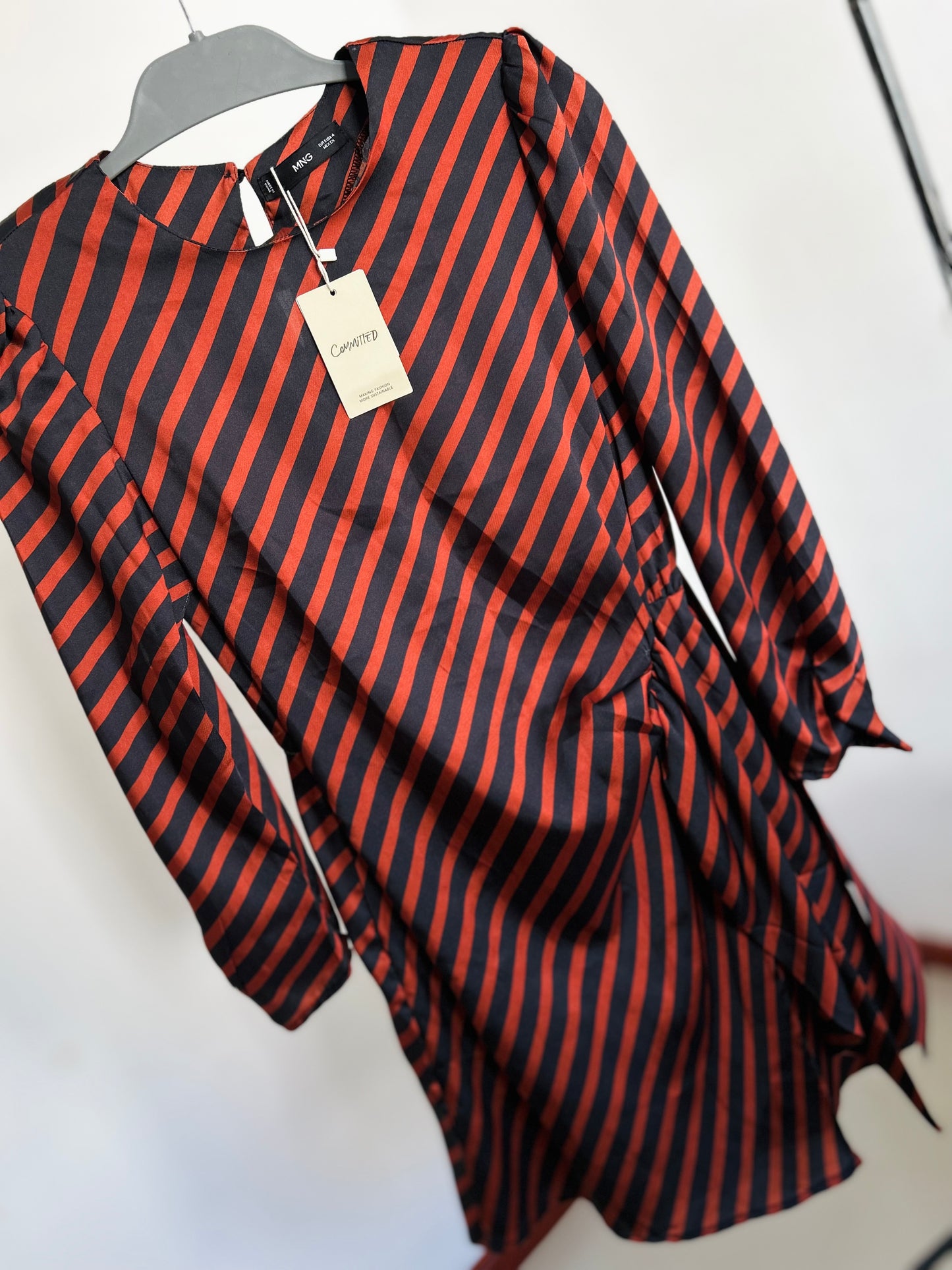 Vestido MANGO con etiqueta TS