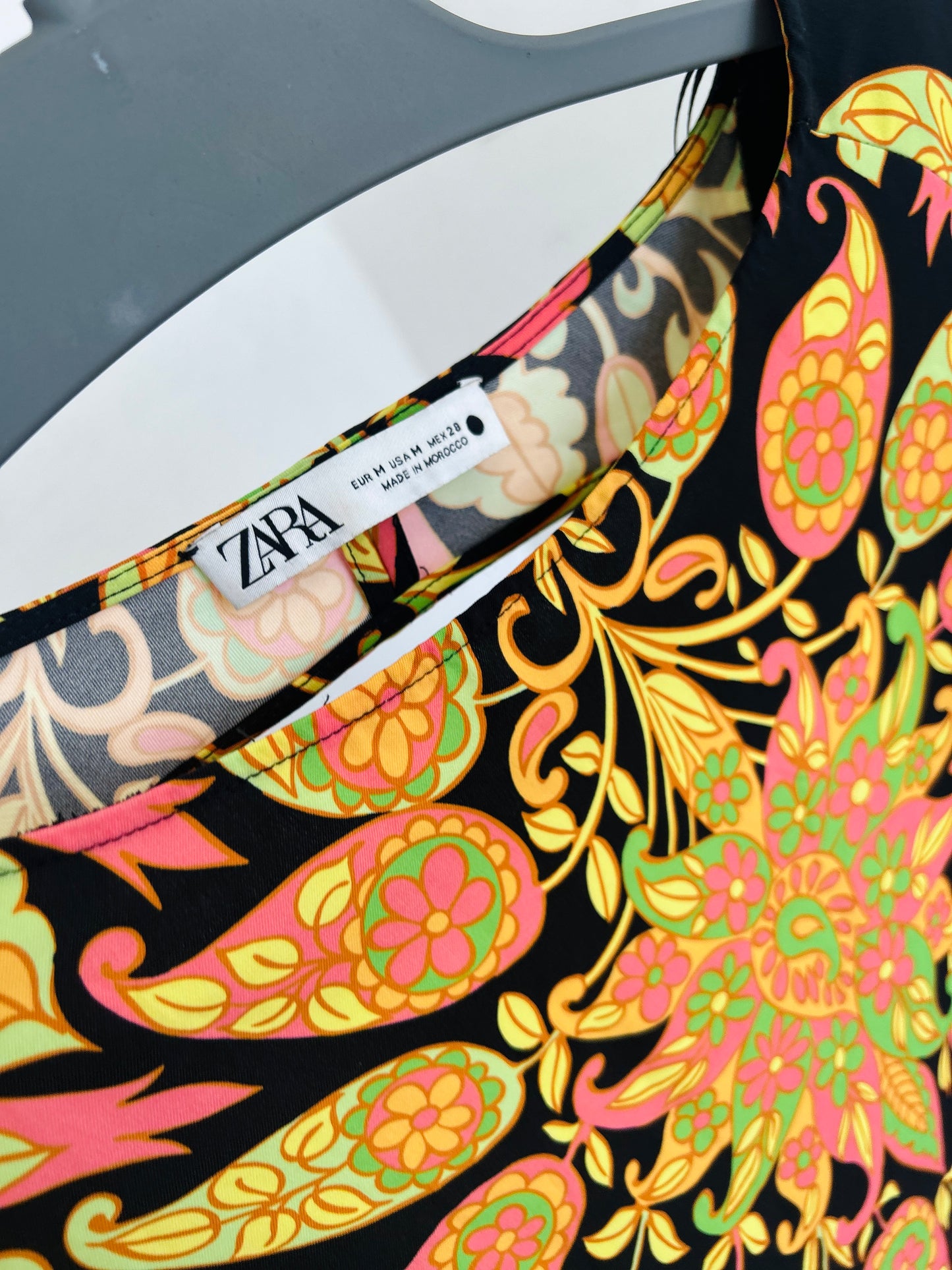 Vestido Zara estampado TS