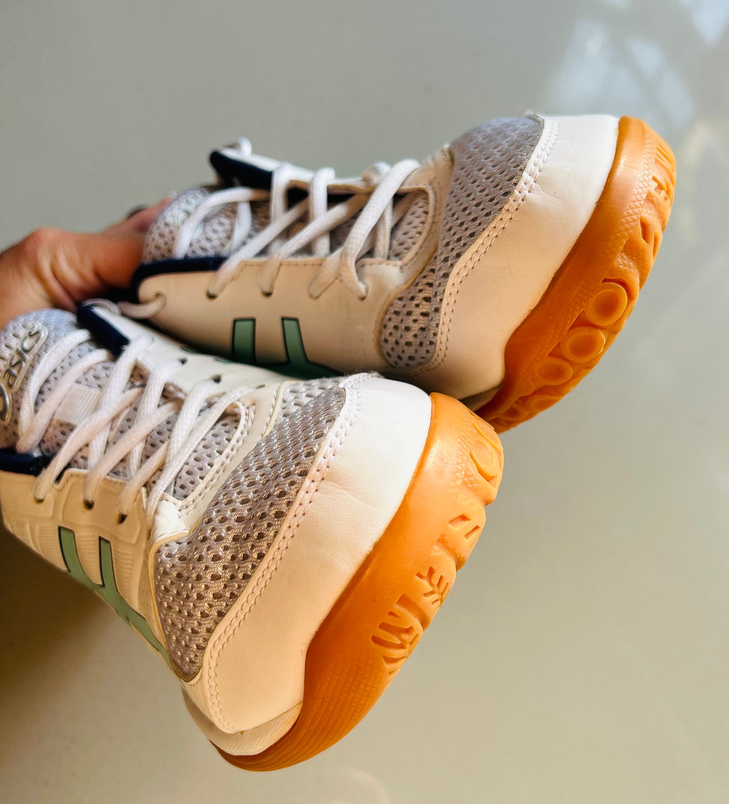 Championes ASICS T42(26,5cm)
