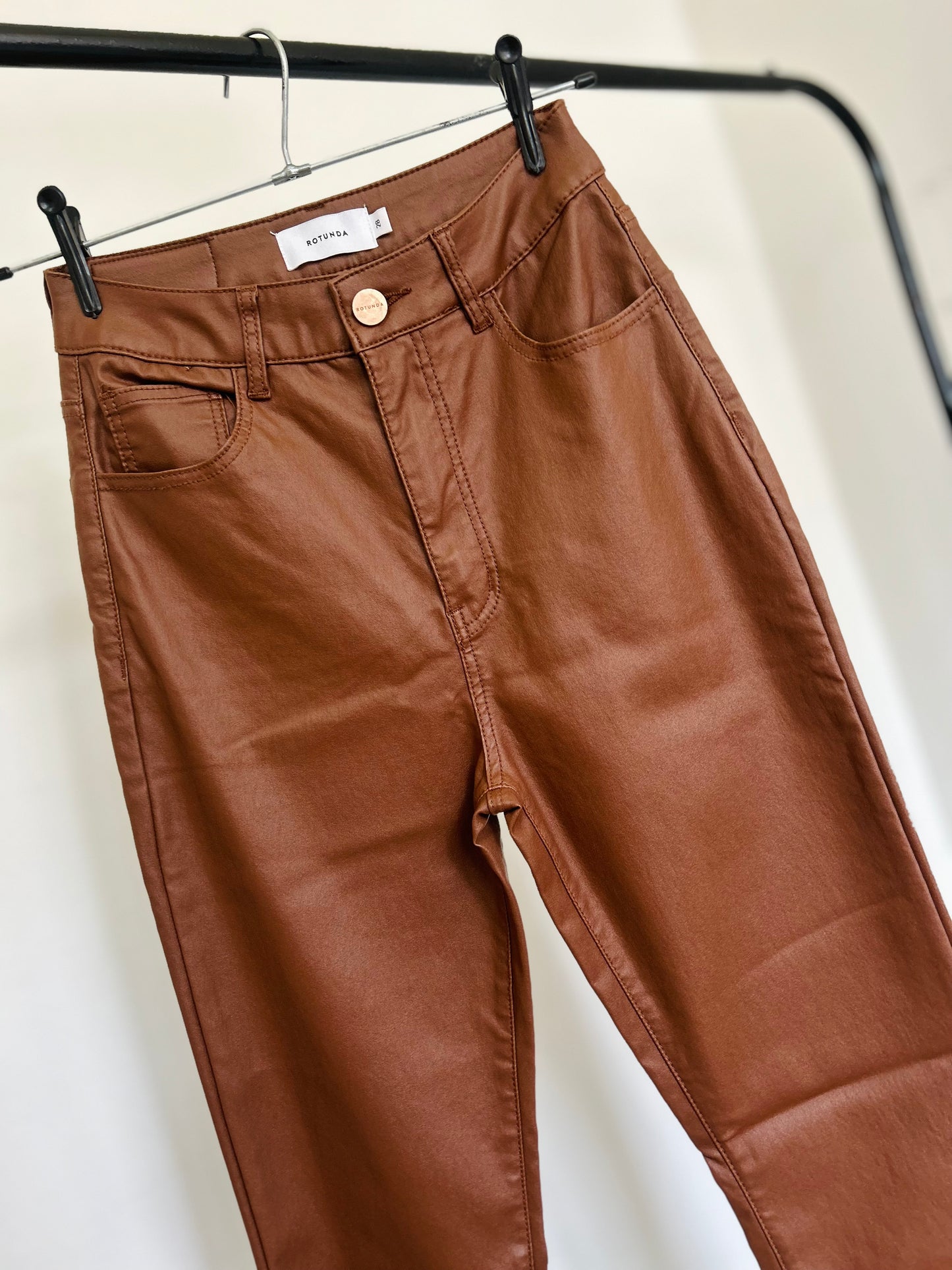 Pantalón engomado Rotunda T36