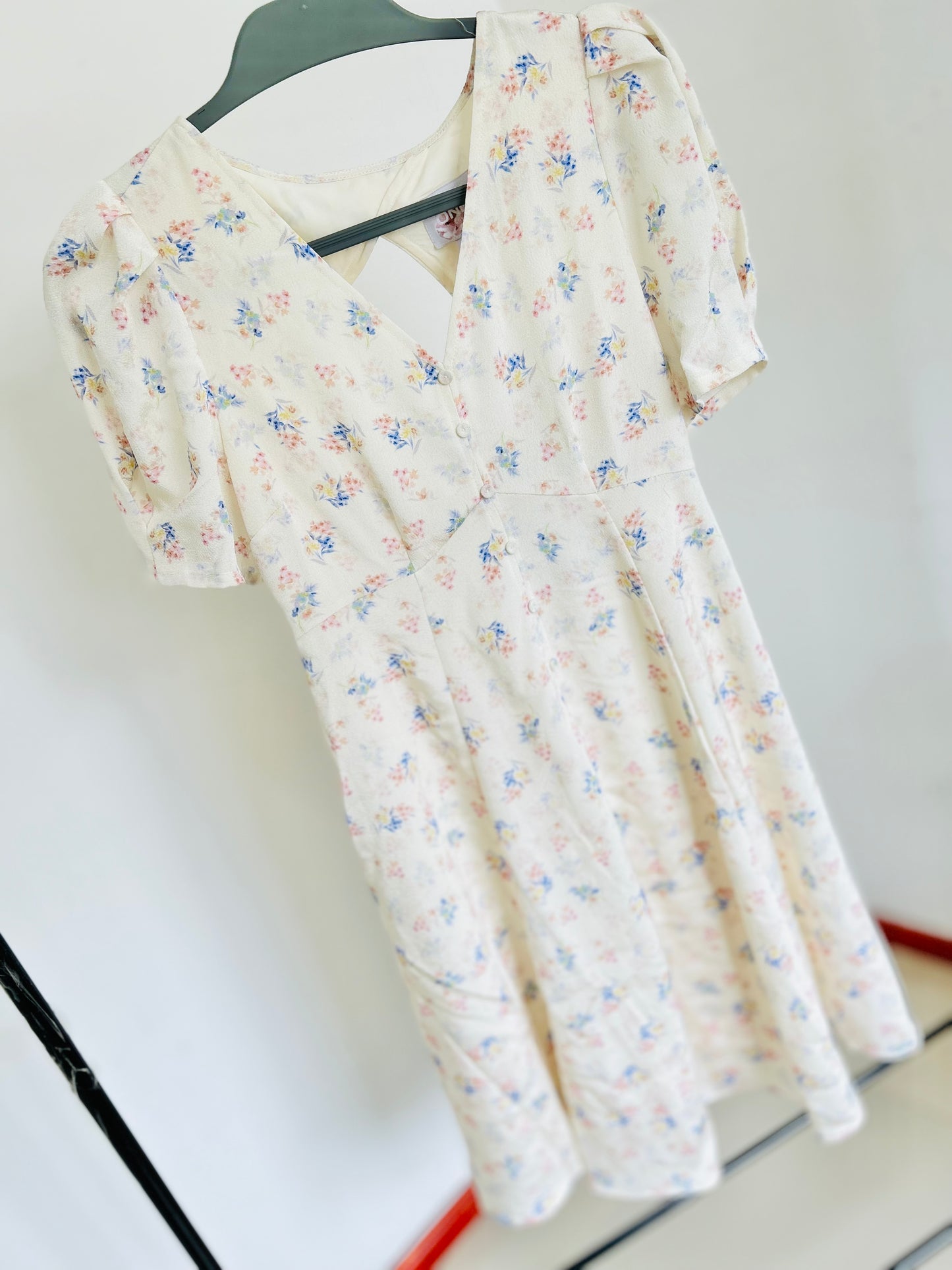 Vestido midi estampado con etiqueta NEW TS/SM
