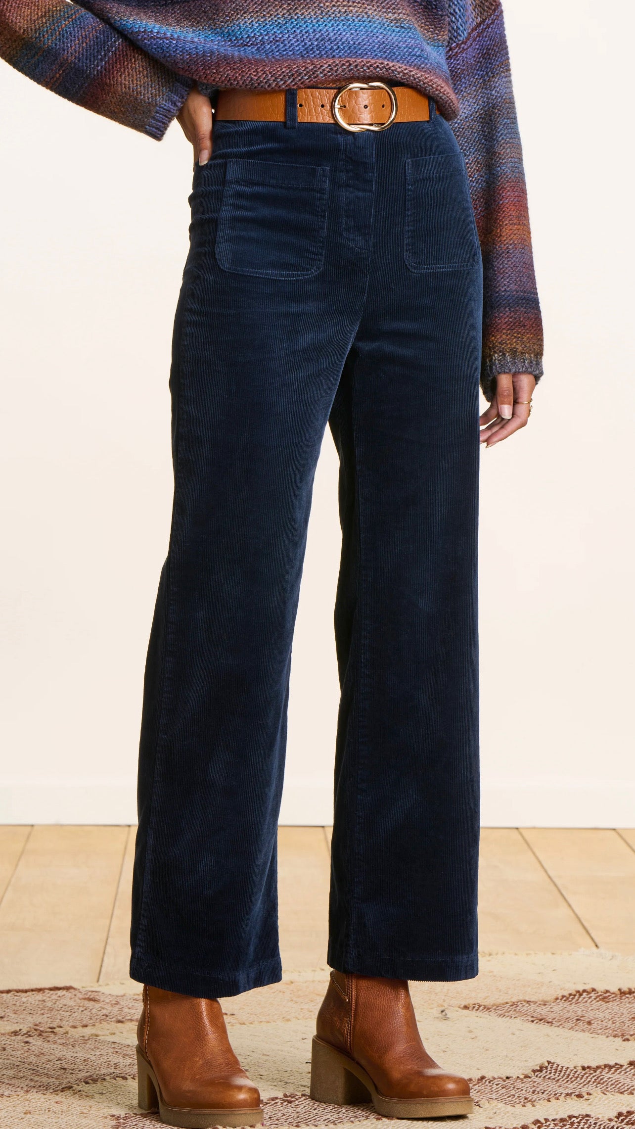Pantalón pana marine Zara T34