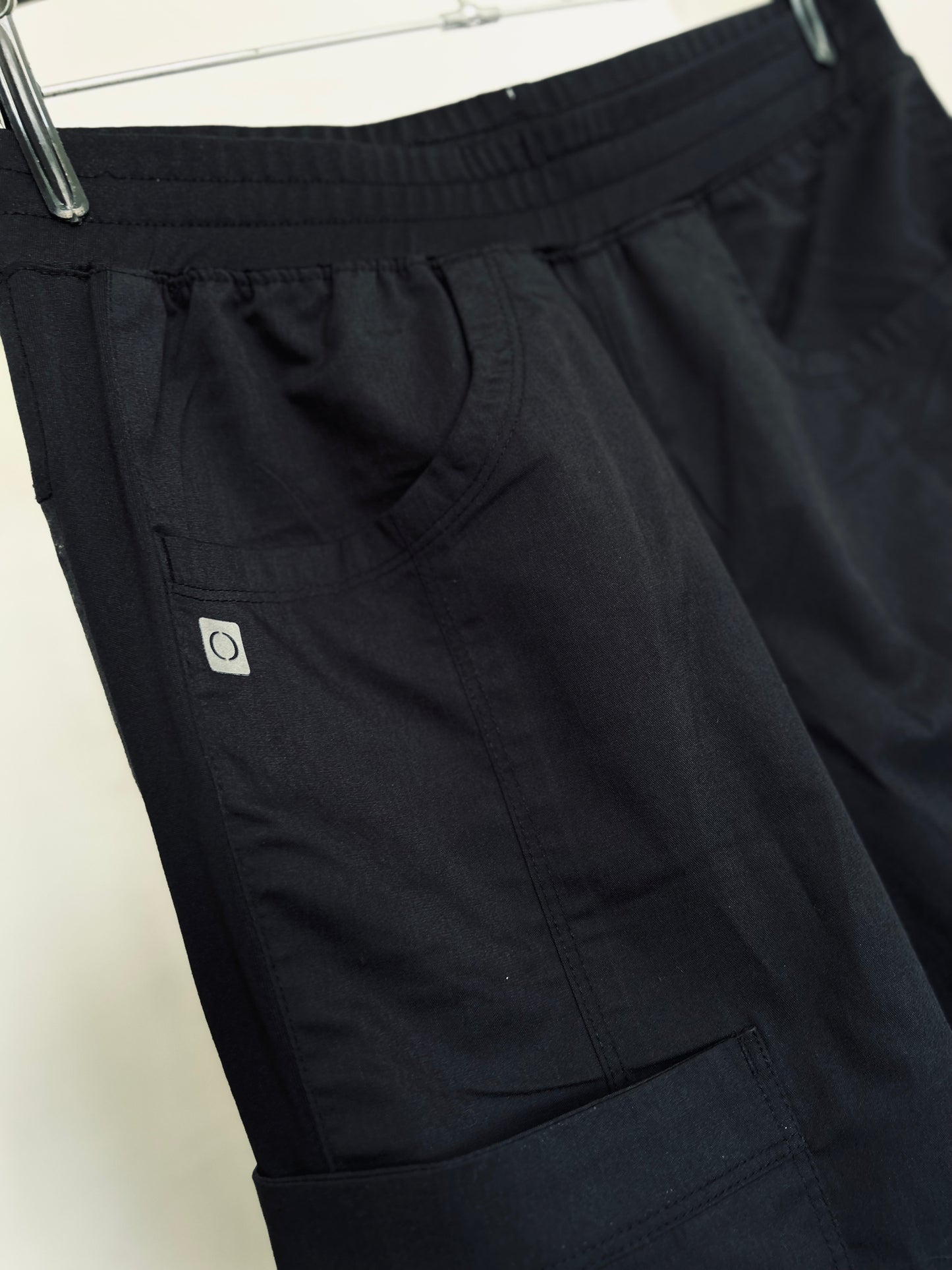 Pantalón clasico deportivo MAVNE