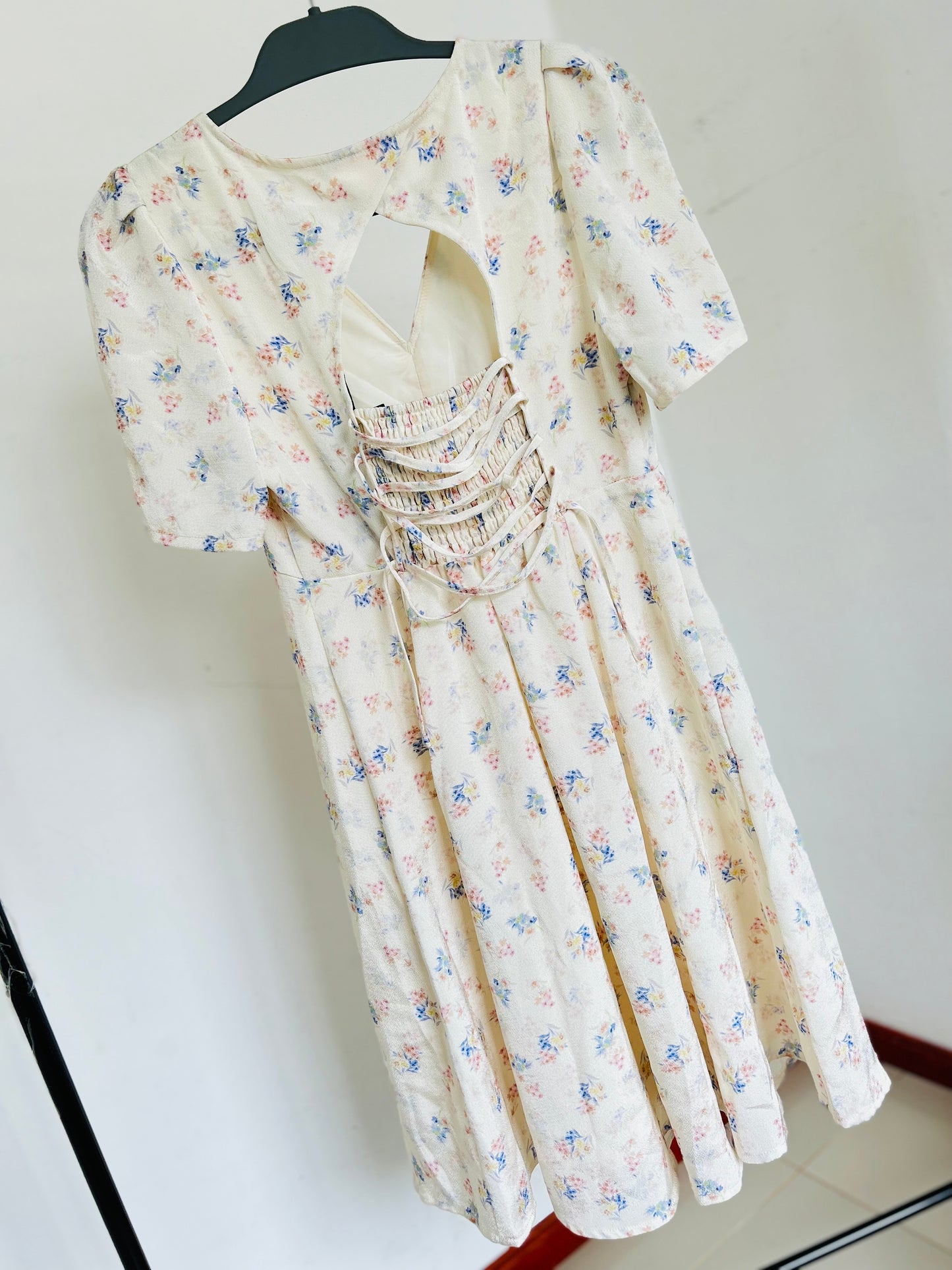 Vestido midi estampado con etiqueta NEW TS/SM